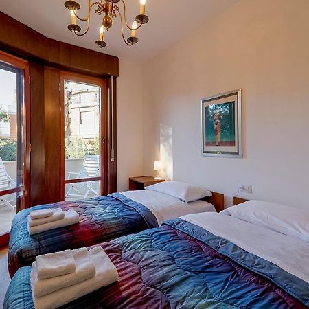شقة Portosole Attic - With Terrace And Private Parking سانريمو المظهر الخارجي الصورة