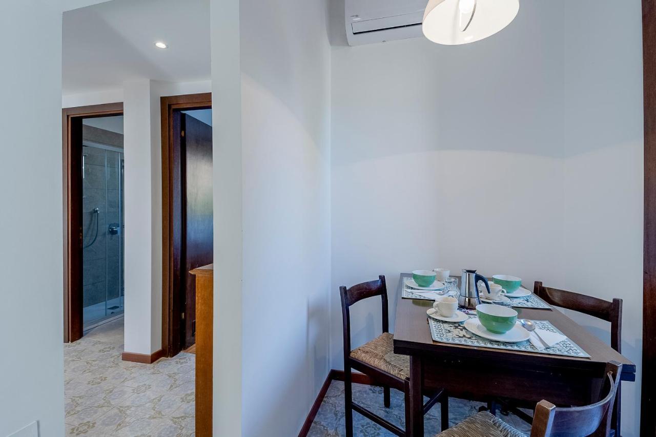 شقة Portosole Attic - With Terrace And Private Parking سانريمو المظهر الخارجي الصورة